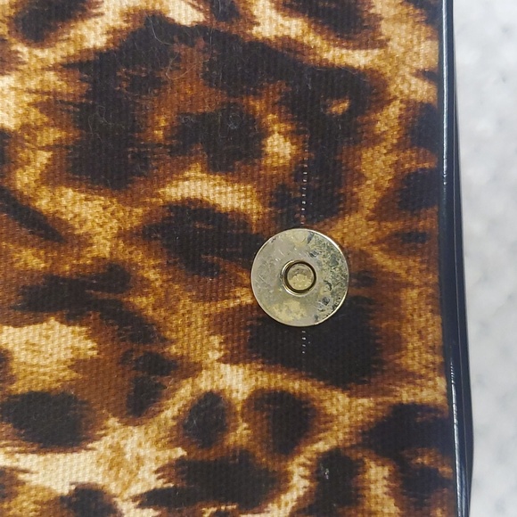 Betsy Johnson Leopard print Purse - Picture 4 of 7